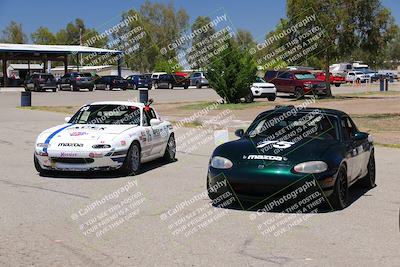 media/Jun-05-2022-CalClub SCCA (Sun) [[19e9bfb4bf]]/Around the Pits/